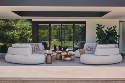 Čalouněný zahradní nábytek