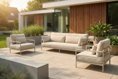 Flow Basei Luxusní zahradní lounge sestava v elegantním světlém provedení
