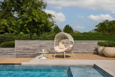  Nuna - Luxusní zahradní křeslo - Krémové