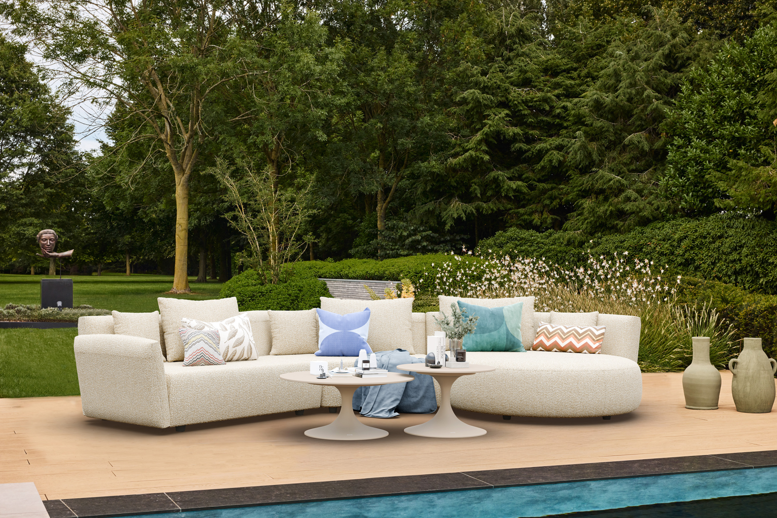 JAK OZDOBIT PROSTOR VNĚJŠÍHO BAZÉNU - Zahradní nábytek, ratanový nábytek, teak, pergola | drstudio.czbrázok