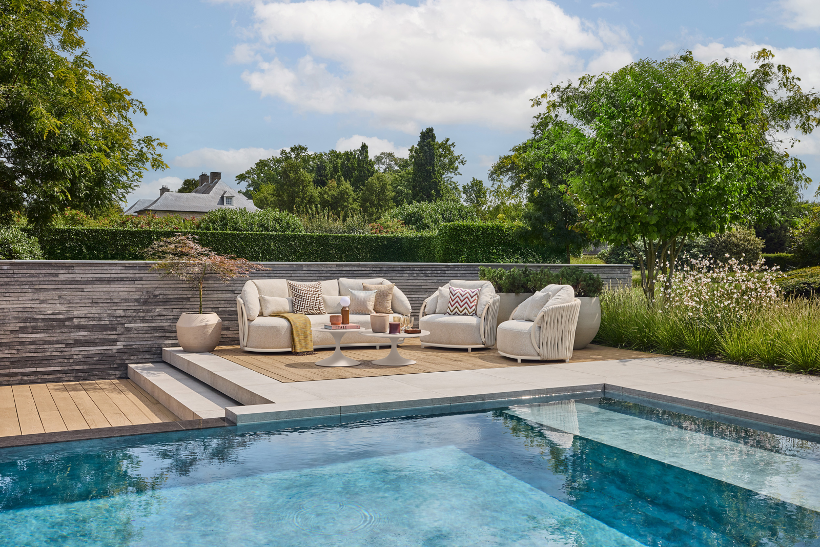 Rozdíl mezi kvalitním a levným zahradním nábytkem