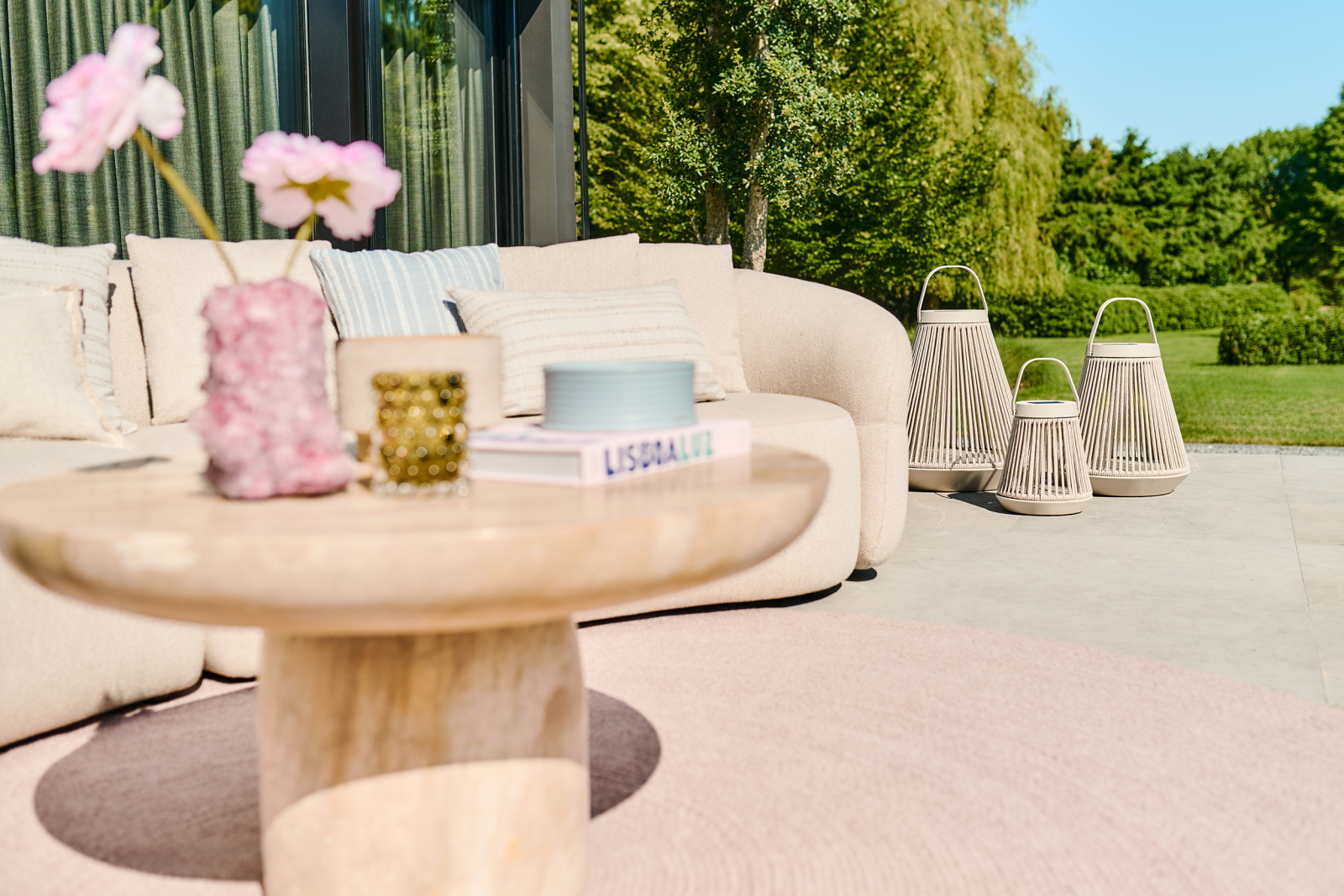 Venkovní koberce na terasu: proč dávají smysl | DR Studio